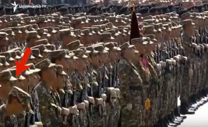 Armenian soldier faints during parade in Yerevan - VIDEO 